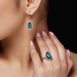 RIANA COLLECTION
